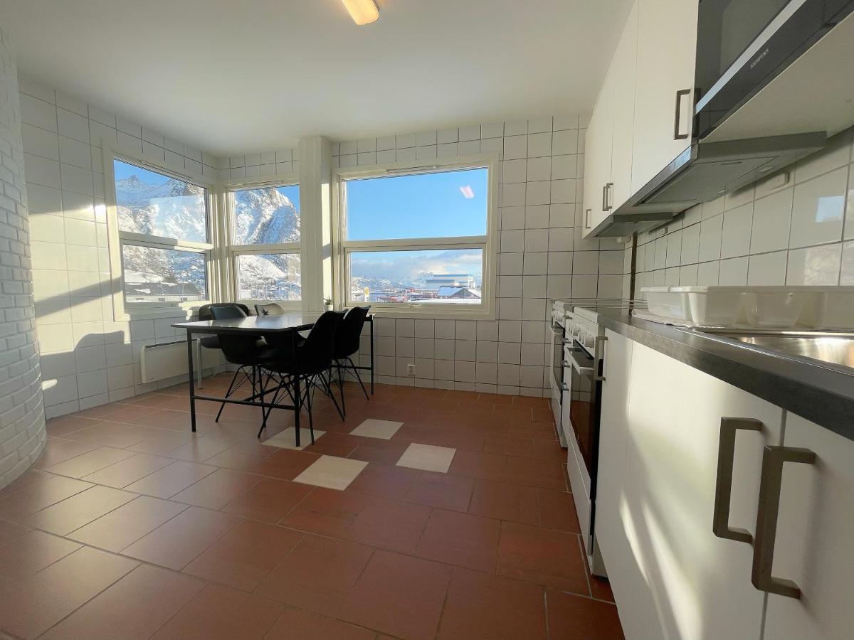 Marina Hotel Lofoten スヴォルヴァール エクステリア 写真