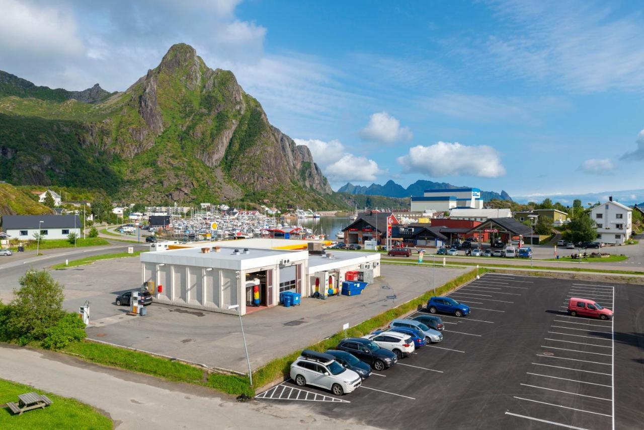 Marina Hotel Lofoten スヴォルヴァール エクステリア 写真