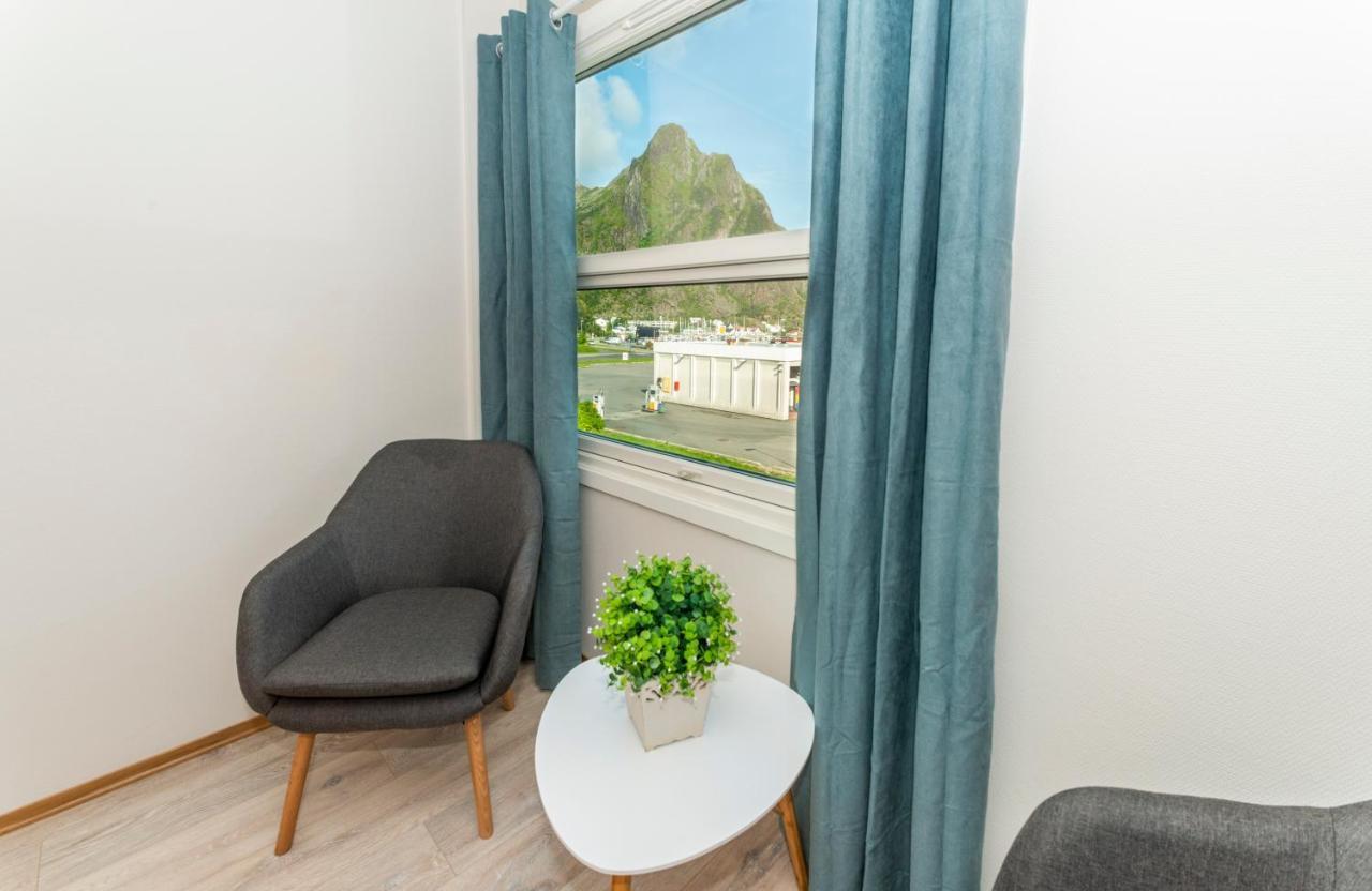 Marina Hotel Lofoten スヴォルヴァール エクステリア 写真